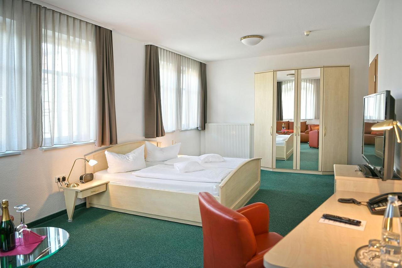 Haus Hufeland Hotel Bad Salzungen Exterior photo